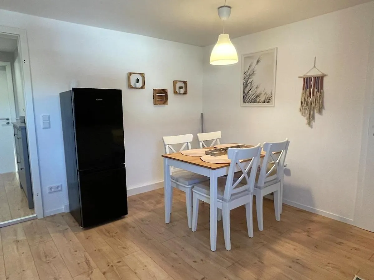 Buchenbach Gemuetliche Moderne Auszeit Zum Wohlfuehlenアパートメント ドイツ