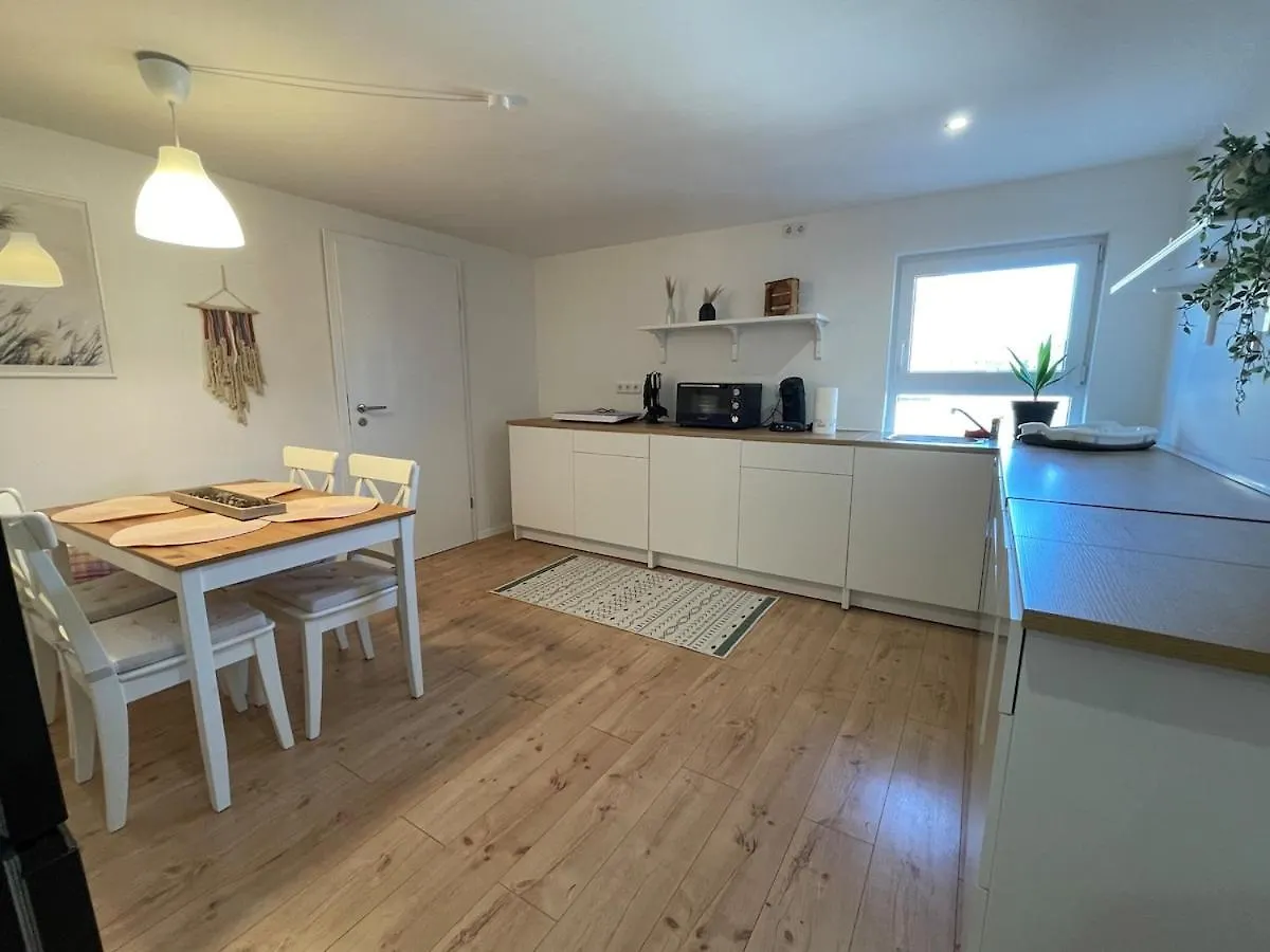 Buchenbach Gemuetliche Moderne Auszeit Zum Wohlfuehlenアパートメント Buchenbach (Roth)